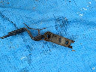 Фото запчасти крепление радиатора Toyota PRIUS контрактная запчасть Запчасть крепление радиатора Toyota PRIUS