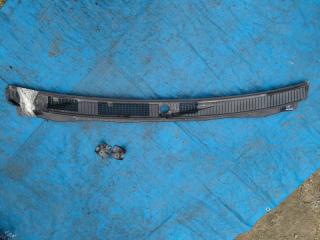 Запчасть жабо Mitsubishi Pajero