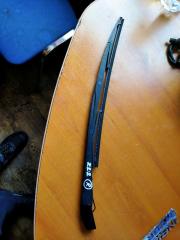 Запчасть держатель дворника задний Honda Insight 2010