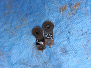 Запчасть крепление радиатора TOYOTA NADIA 1998