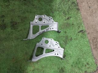 Фото запчасти крепление магнитофона Toyota PRIUS 2008 контрактная запчасть Запчасть крепление магнитофона Toyota PRIUS 2008