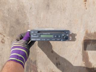 Магнитофон Mitsubishi Pajero 2003