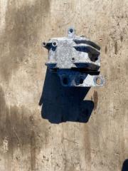 Подушка двигателя правая VOLKSWAGEN Passat