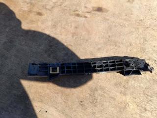 Фото запчасти крепление бампера заднее правое HONDA FIT контрактная запчасть Запчасть крепление бампера заднее правое HONDA FIT