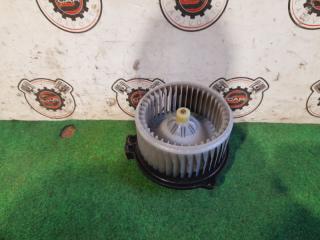 Запчасть мотор печки TOYOTA ISIS