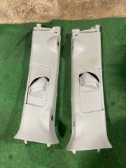 Фото запчасти накладка на стойку кузова TOYOTA ESQUIRE контрактная запчасть Запчасть накладка на стойку кузова TOYOTA ESQUIRE