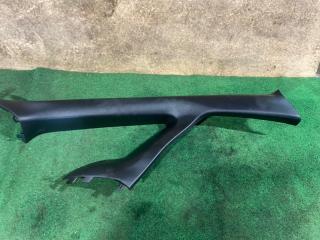 Фото запчасти накладка на стойку кузова правая TOYOTA ESQUIRE контрактная запчасть Запчасть накладка на стойку кузова правая TOYOTA ESQUIRE