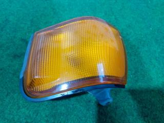 Запчасть габарит передний левый TOYOTA CORSA