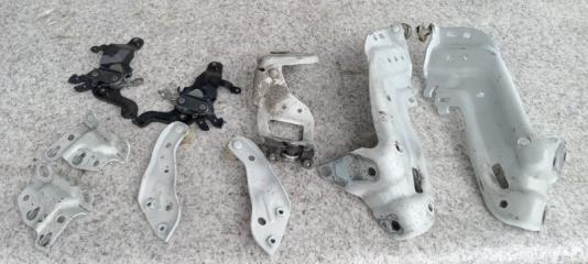 Фото запчасти ролик дверной TOYOTA ESQUIRE контрактная запчасть Запчасть ролик дверной TOYOTA ESQUIRE