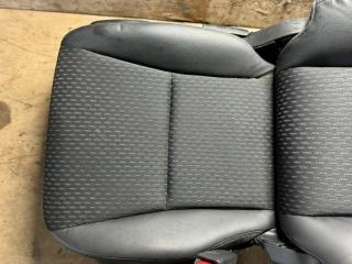 Сидение переднее правое Fit GP5 L13B Сидение переднее правое Fit GP5 L13B