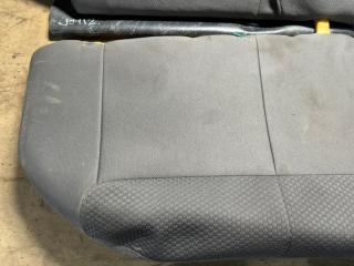Сидение mazda familia VJY12 MR18DE Сидение mazda familia VJY12 MR18DE
