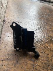 Фото запчасти подушка двигателя передняя левая TOYOTA ESQUIRE контрактная запчасть Запчасть подушка двигателя передняя левая TOYOTA ESQUIRE