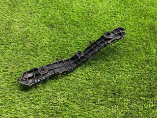 Запчасть крепление бампера заднее левое toyota YARIS CROSS