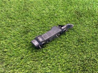 Запчасть крепление бампера переднее левое audi a5