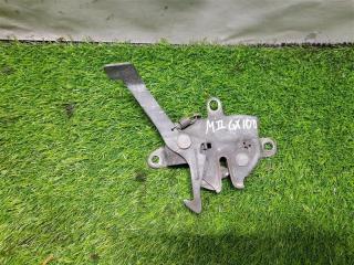 Запчасть замок капота TOYOTA MARK II