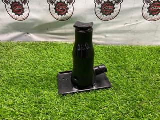 Домкрат ISUZU BIGHORN