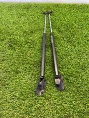 Запчасть амортизатор багажника SUBARU xv