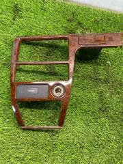 Запчасть консоль магнитофона TOYOTA MARK II 10.1999