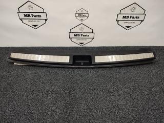 Запчасть накладка внутренняя на заднюю панель кузова Mercedes-Benz GLE W166 2017