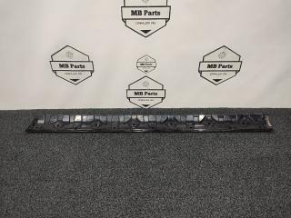 Запчасть кронштейн порога Mercedes-Benz Vito W447 2021