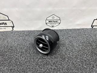 Запчасть дефлектор обдува салона Mercedes-Benz C W205 2014