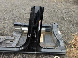 Запчасть порог левый Mercedes-Benz S W223 2021