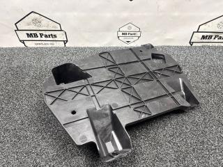 Запчасть пластик салона Mercedes-Benz C W205 2014