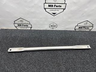 Запчасть распорка кузова Mercedes-Benz C W205 2020