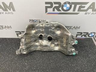 Тепловой экран моторного отсека BMW 8 2022