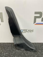 Водосток крышки багажника левый BMW 5 2017