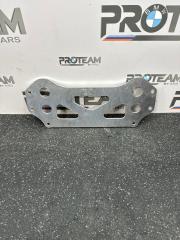 Распорная планка BMW M3 2025