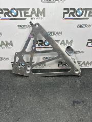 Распорная планка BMW M3 2025