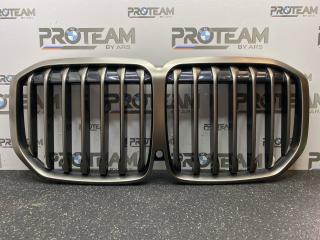Решетка радиатора BMW X7 2021