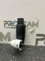 Запчасть насос (моторчик) омывателя стекла BMW 3 2022