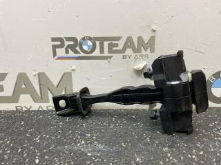 Ограничитель открывания двери передней BMW 8 2022