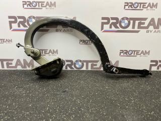 Петля крышки багажника BMW M5 2025