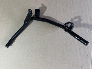 Запчасть патрубок системы охлаждения Volkswagen Passat 2005