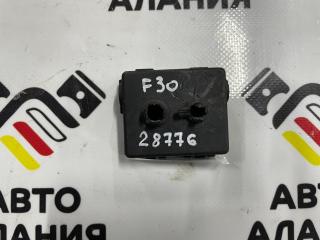 Запчасть кронштейн разъема BMW 3-Series 2013