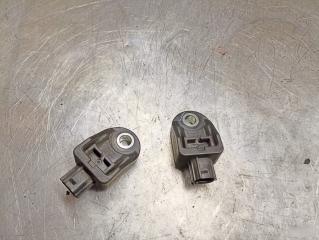 Запчасть датчик удара передний Toyota Camry