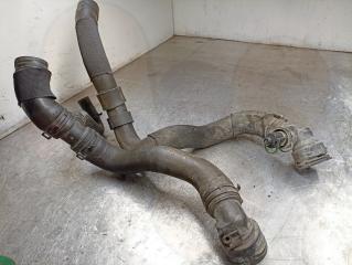 Запчасть патрубок системы охлаждения 1k0121049ch vag Audi 2012