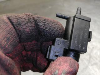 Запчасть электромагнитный клапан bmw 11741742712 BMW E39 1999