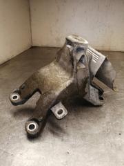 Запчасть кронштейн опоры двигателя Audi A4 2011