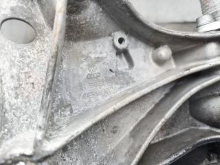 Фото запчасти кронштейн генератора 06h903143e vag контрактная запчасть Запчасть кронштейн генератора 06h903143e vag