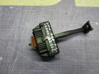 Фото запчасти ограничитель открытия двери передний левый BMW 5 SERIES 2004 контрактная запчасть Запчасть ограничитель открытия двери передний левый BMW 5 SERIES 2004