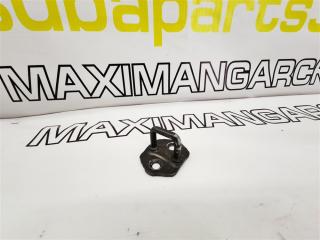 Петля замка багажника TOYOTA Corolla Fielder 2007