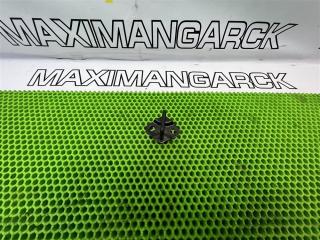 Петля замка багажника TOYOTA AVENSIS 2007