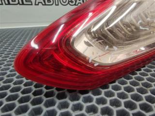 Вставка в крышку багажника задняя правая Nissan Skyline Crossover NJ50 VQ37VHR