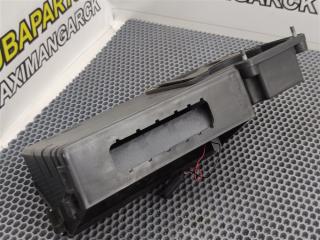 Корпус блока управления двигателем. Discovery 2006 L319 AJ41