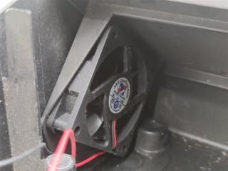 Корпус блока управления двигателем. Discovery 2006 L319 AJ41