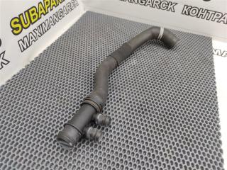 Патрубок радиатора Discovery 2006 L319 AJ41